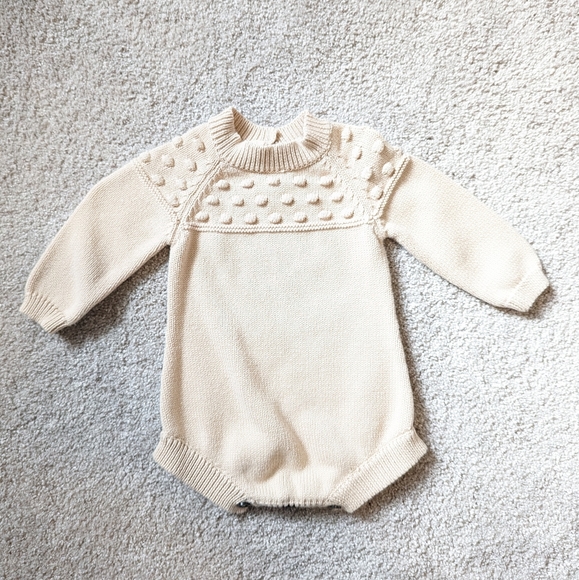 Chubby Bubby Bear Other - Chubby Bubby Bear- Long sleeve Onesie- sweater 0-3 Minths